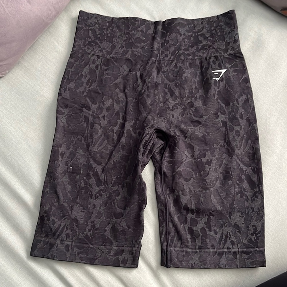 Black gymshark shorts
